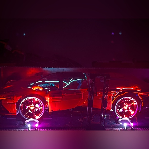 Custom 1:8 Ferrari Daytona SP 3 - Picture 12 of 12